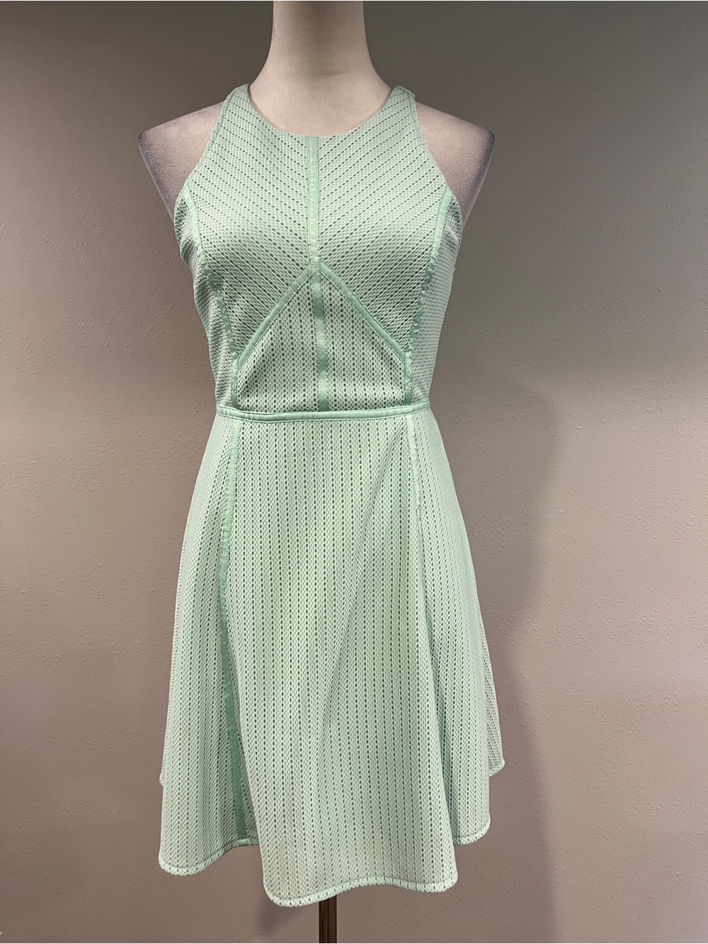 Miami Mint Green Sleeveless‎ Fit-and-Flare mini Dress size small